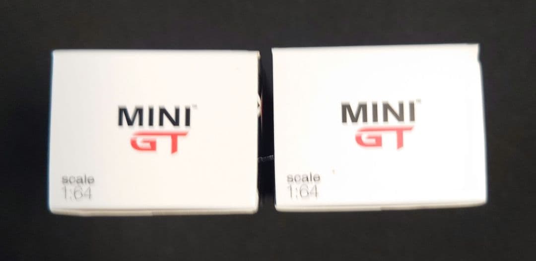 MINI GT Porsche 911 GT2 RS 2台セット