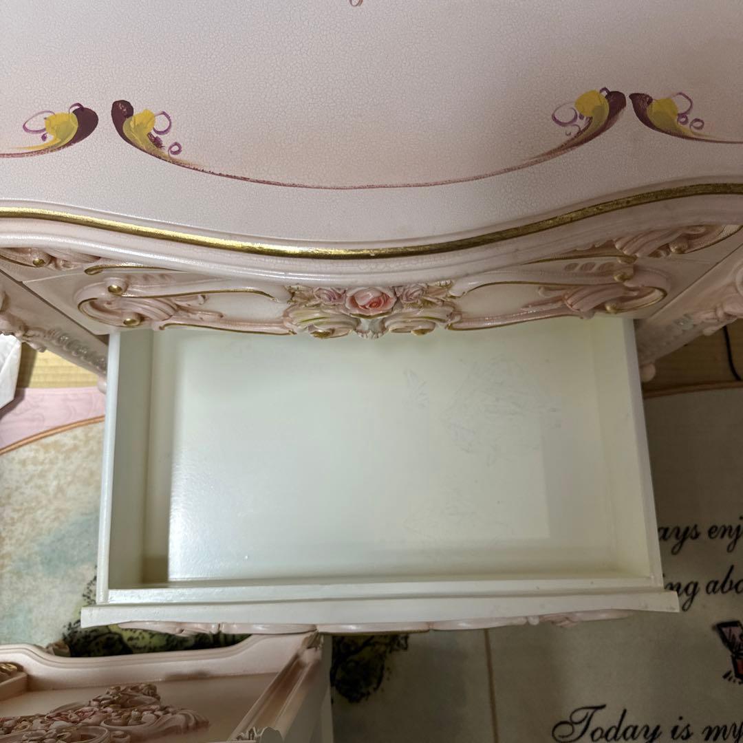 ロココ調　4段チェスト