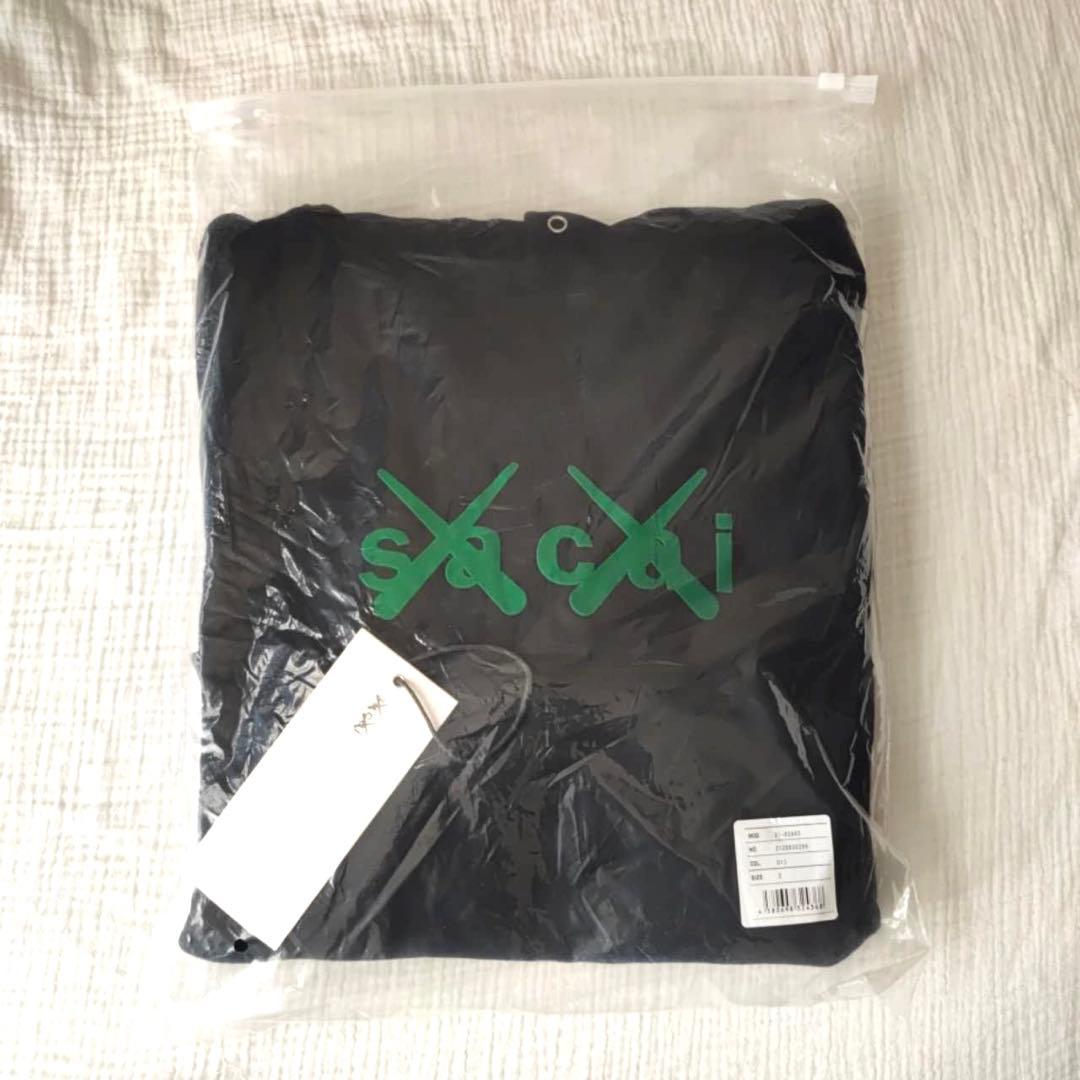 しんのすけ【新品未使用】Sacai × Kaws フーディー サイズ2