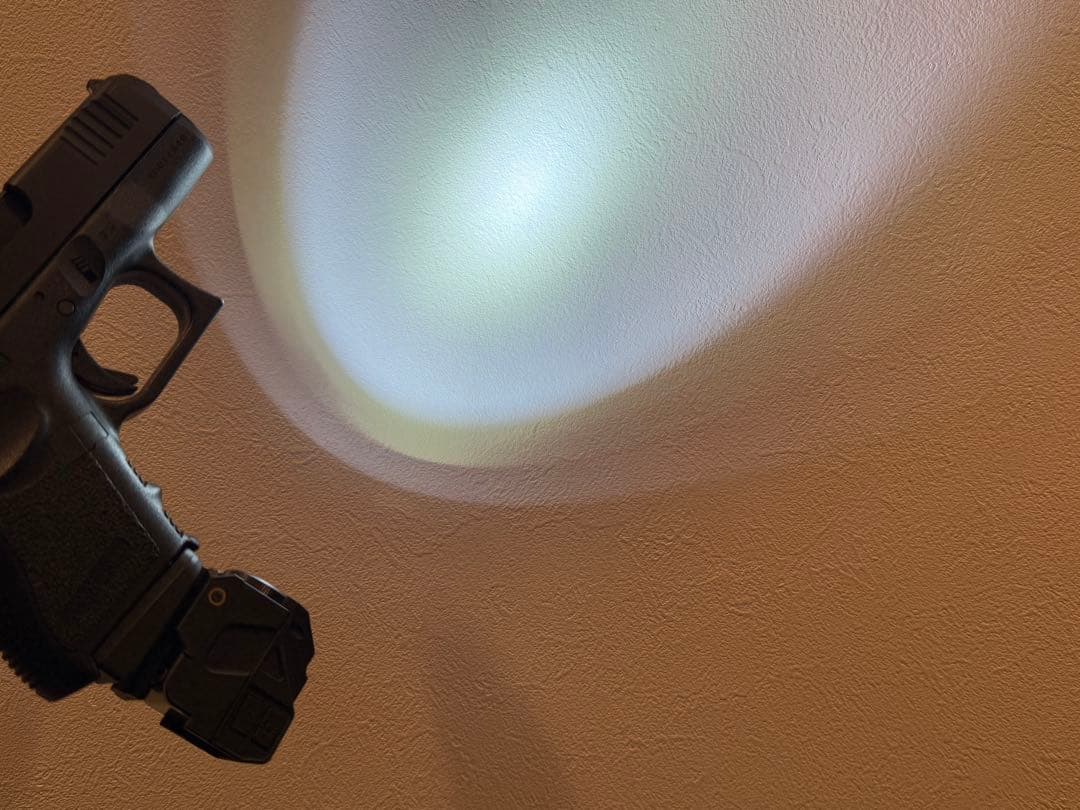 【希少】KSC G26C ベビーパラベラム　レイザーユニット、ロングマガジン付属