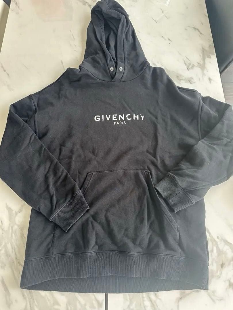 GIVENCHY PARIS フード付きパーカー