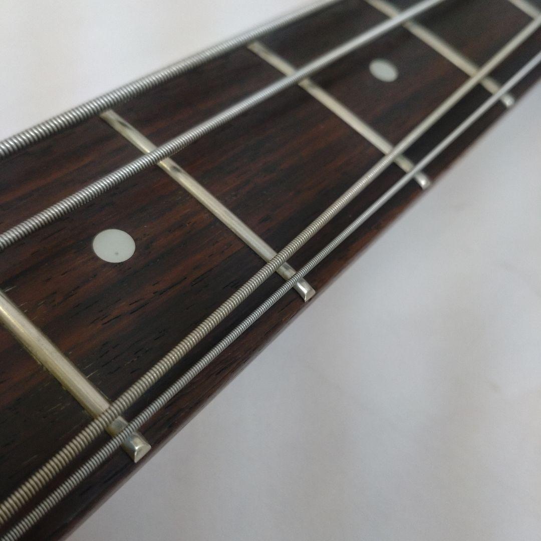 モッキンバードベース　fロゴ　レッド