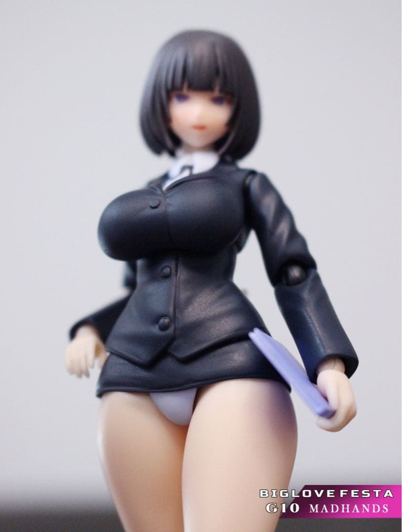 madhands メタルガール