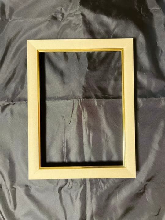 額縁　F4キャンバス
