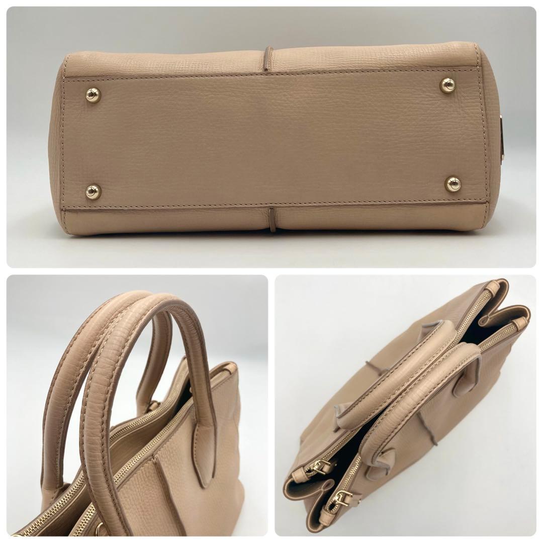MOMO✨TOD'S Dバッグ レザー ライトベージュ 2way3室 ロゴ