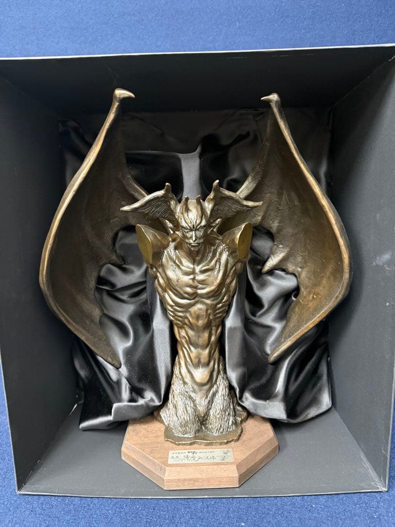 デビルマン 青銅製本漆仕上 悪魔人間 降魔 成道像 永井豪 ブロンズ像 共箱