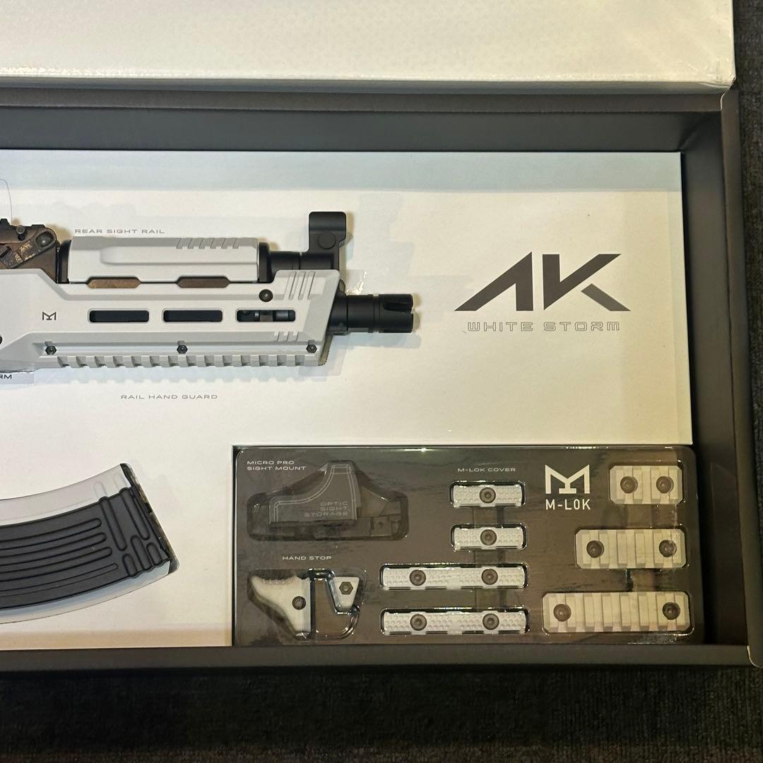 次世代電動ガン AK ホワイトストーム