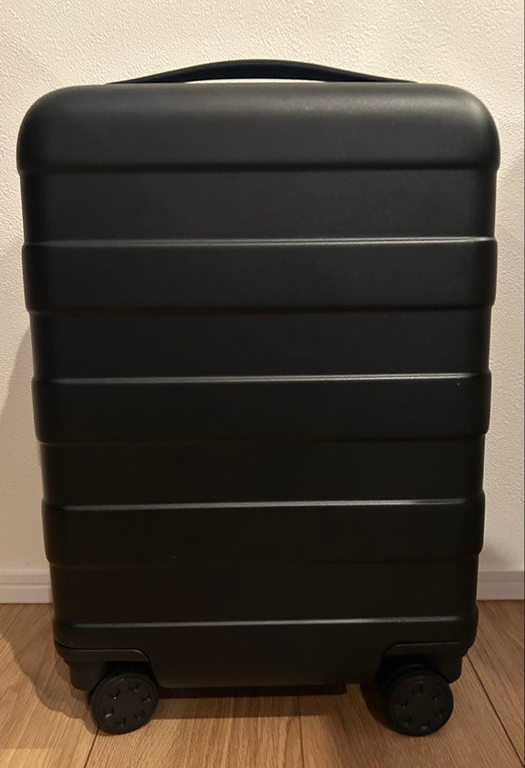 【美品】無印良品 バーを自由に調節できる ハードキャリーケース 20L ブラック