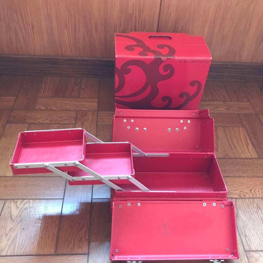 【shu uemura】限定　メイクボックス　赤