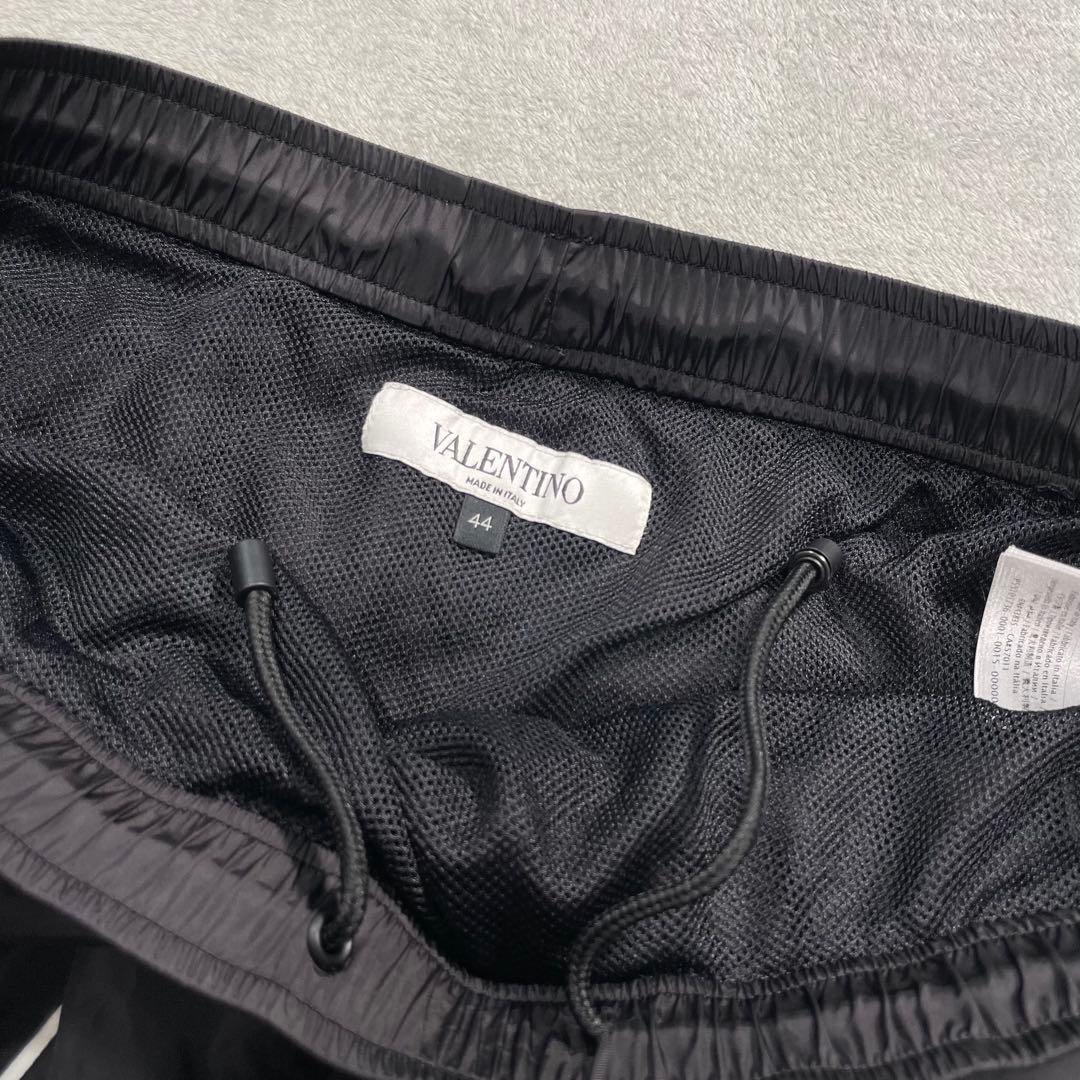 ヴァレンティノ　ショートパンツ　水着　ブラック　44