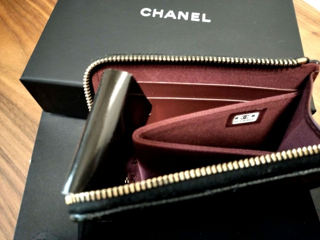 m*m様 激レアCHANEL(シャネル)マトラッセ ブラックケース/レディ