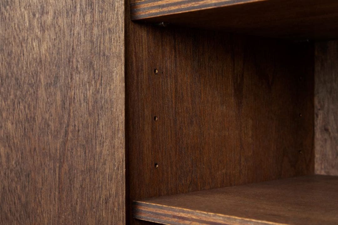 ラスト1点　luft ラワン材キャビネット