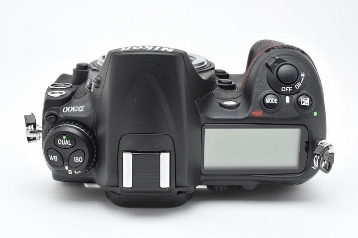 15672 僅か3011ショット Nikon D300 ニコン デジタル一眼