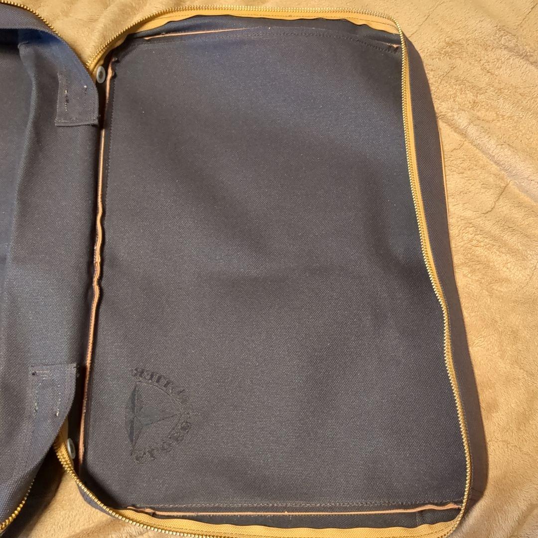 グローブトロッター キャリーケース カバー 南京錠 保存袋 オーナーズブック付き