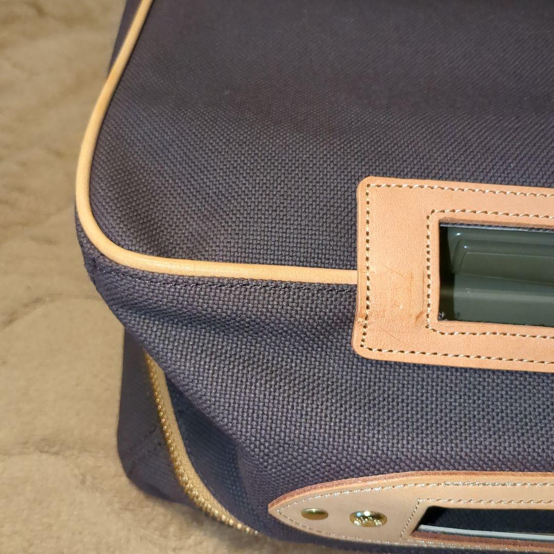 グローブトロッター キャリーケース カバー 南京錠 保存袋 オーナーズブック付き