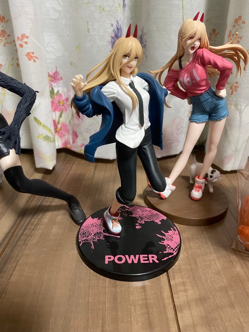 チェンソーマン　プライズ　フィギュア　4点　まとめ　ボム　パワー　ポチタ　レゼ篇
