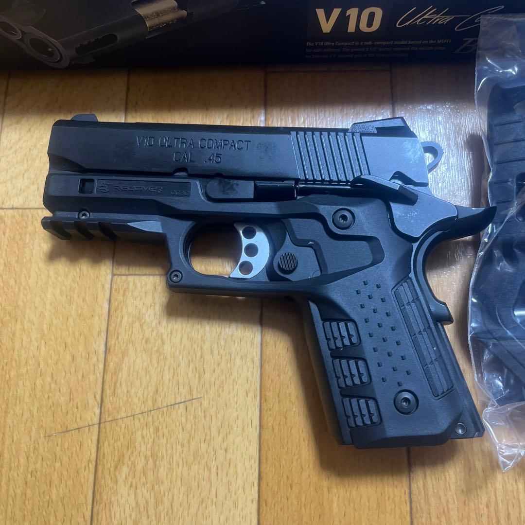 東京マルイ　V10 Ultra Compact ブラック ガスガン　サバゲ引退品