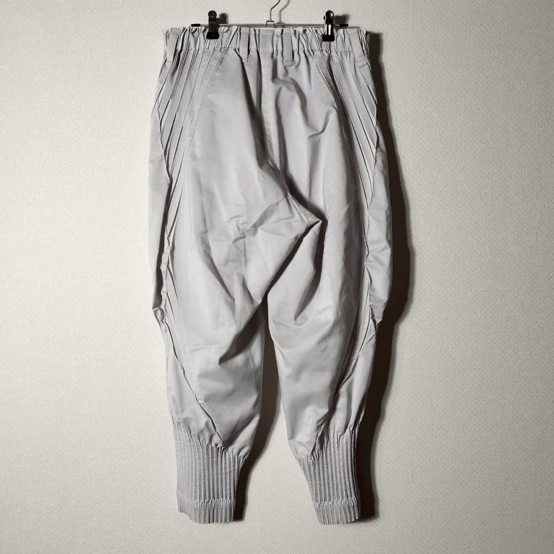 エイポック イッセイミヤケ サルエルパンツ テーパード プリーツプリーズ 灰色