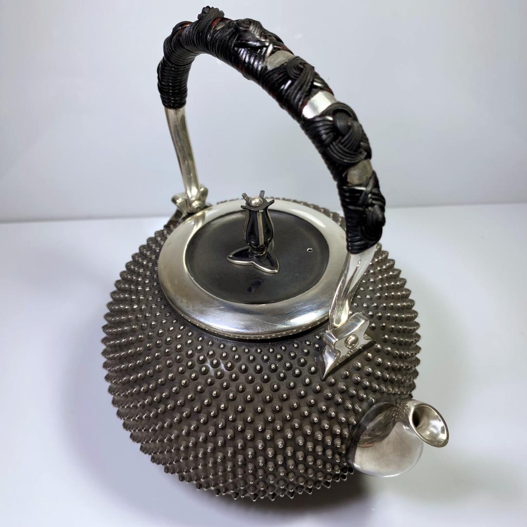 純銀製 光南 霰打出 湯沸 蕾摘 薬缶 銀瓶 煎茶道具 箱付