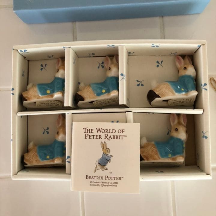 【新品】ピーターラビット　箸置き　セット