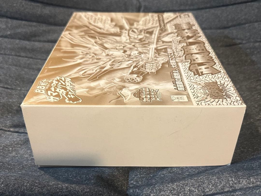 【非売品】ガンダムBB戦士 武威鳳大将軍ゴールドバージョン
