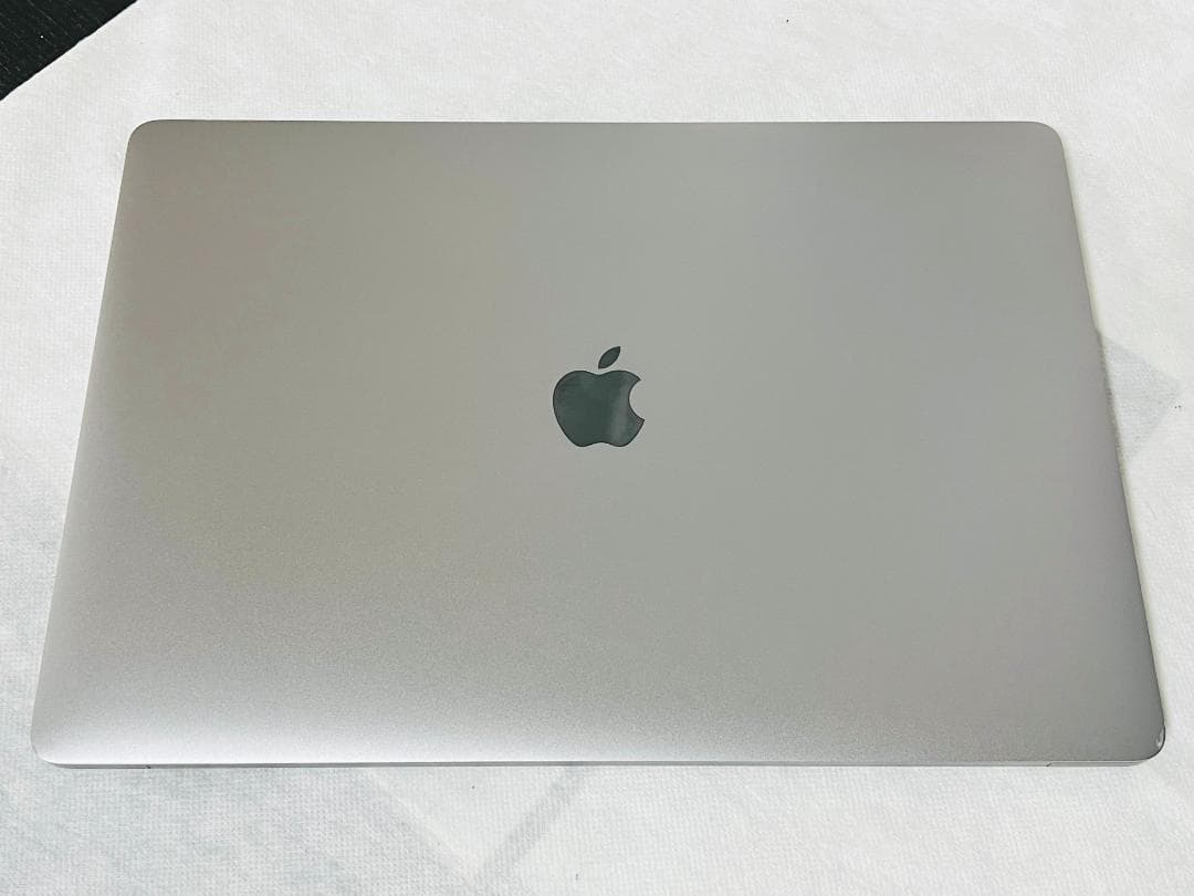 MacBook Pro 15 2017★i7/16G/512GB/Pro 560