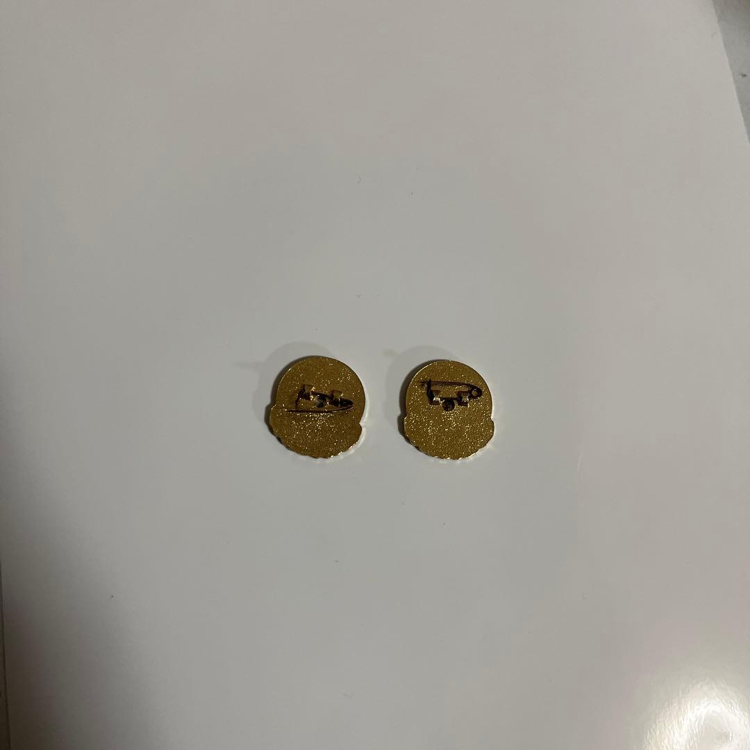 北朝鮮の国旗と人物ピンズセット