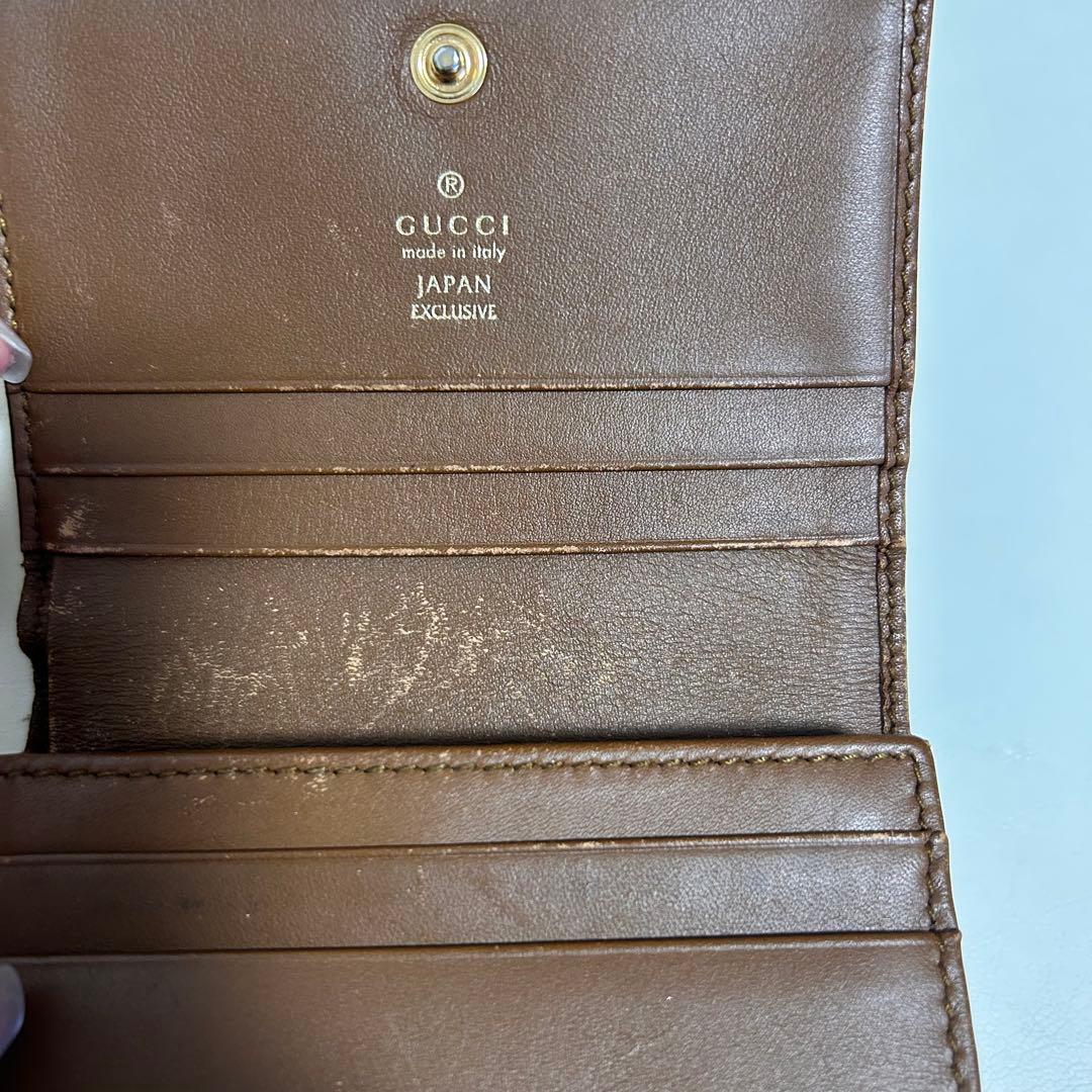 GUCCI 蝶刺繍 二つ折り財布　日本限定　レア　ウォレット　バタフライ