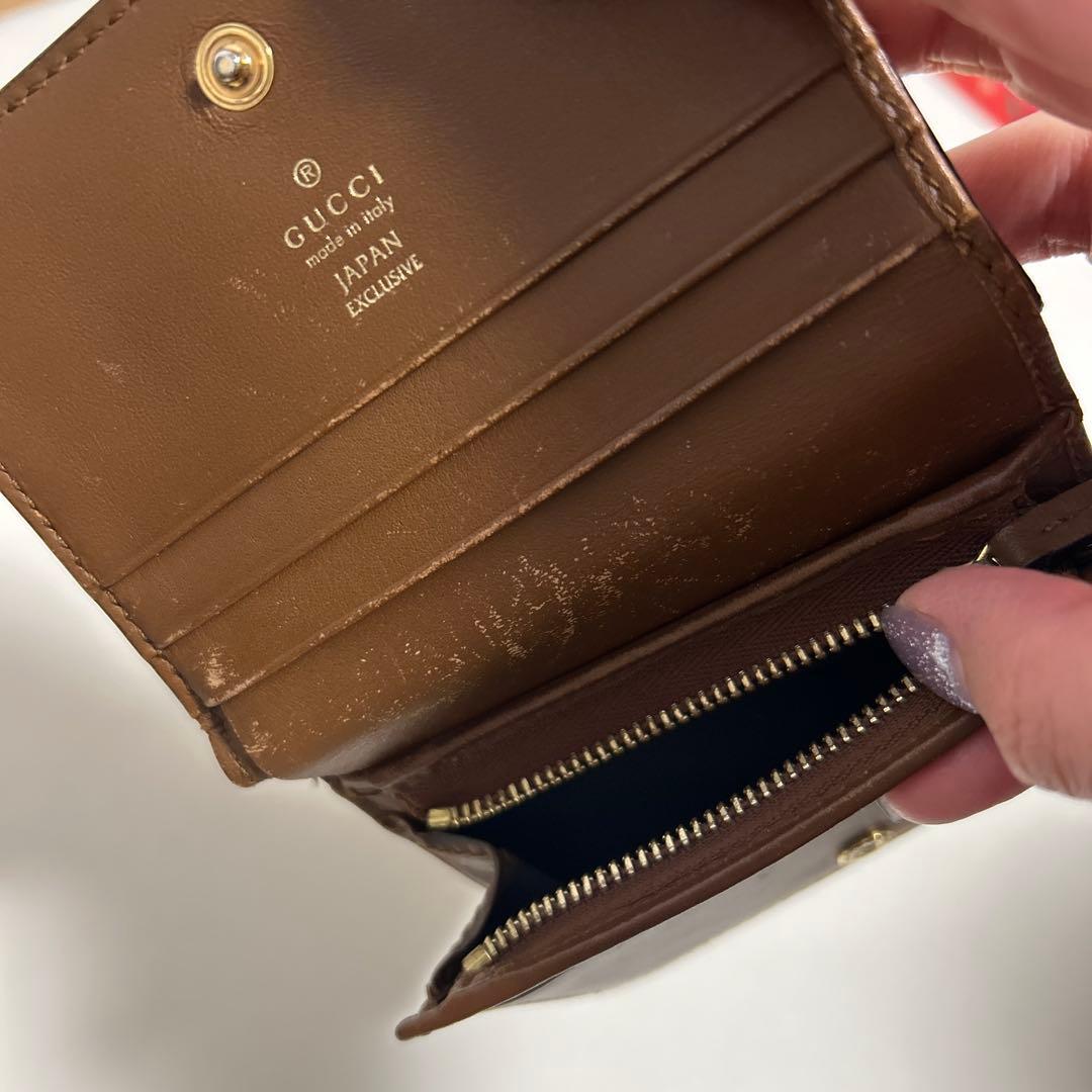 GUCCI 蝶刺繍 二つ折り財布　日本限定　レア　ウォレット　バタフライ