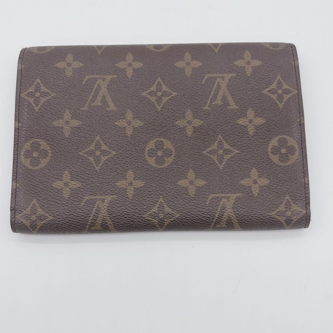 LOUIS VUITTON ルイヴィトン モノグラム　ポシェット パスポール