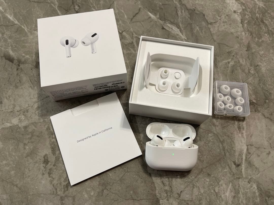 Apple AirPods Pro 本体 充電ケース付き