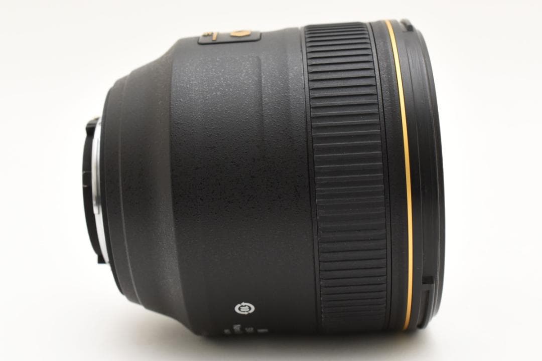 Nikon ニコン AF-S NIKKOR 85mm f/1.4G レンズ
