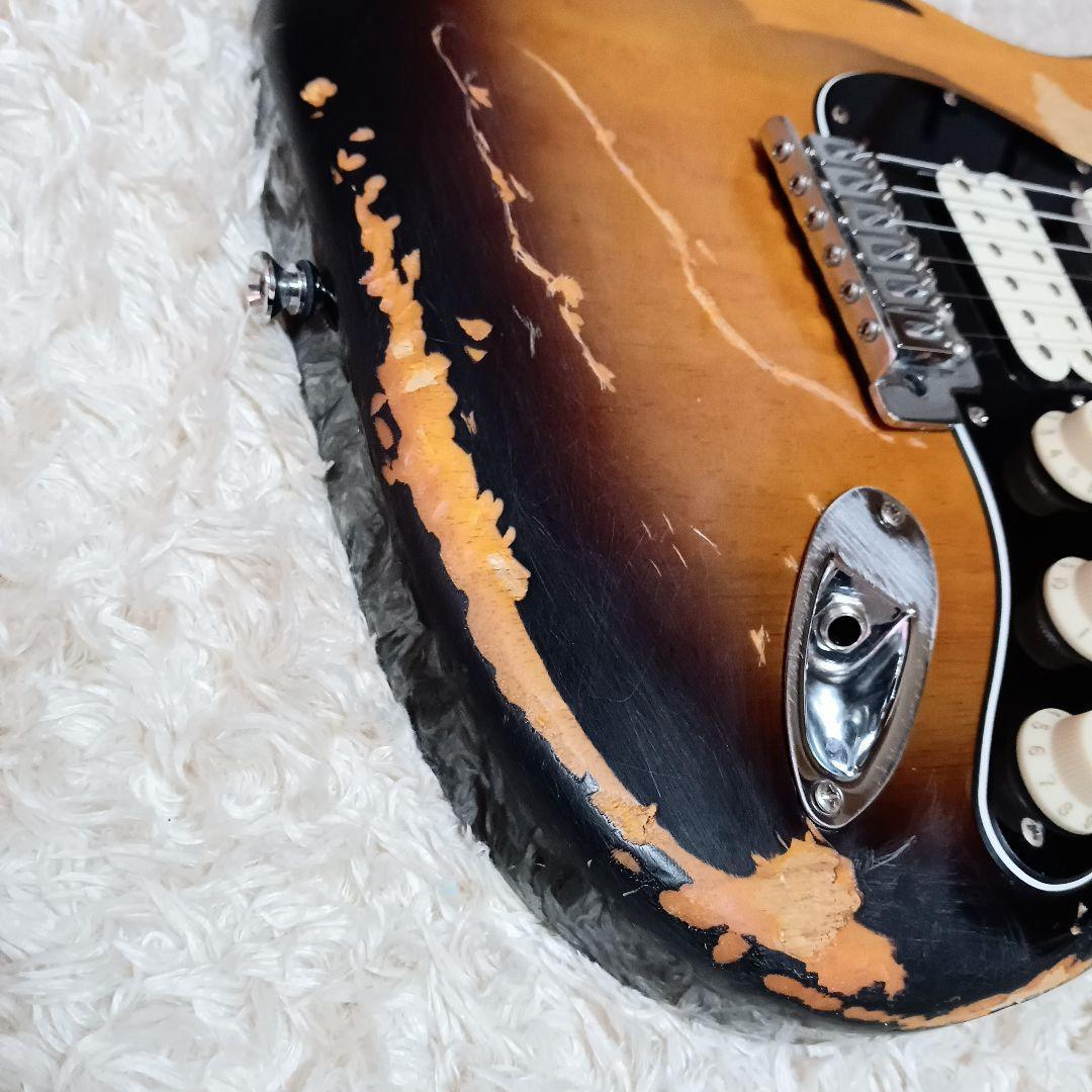 ハードレリック　スティーヴィーレイボーン風　カスタムギター　Squier　SRV