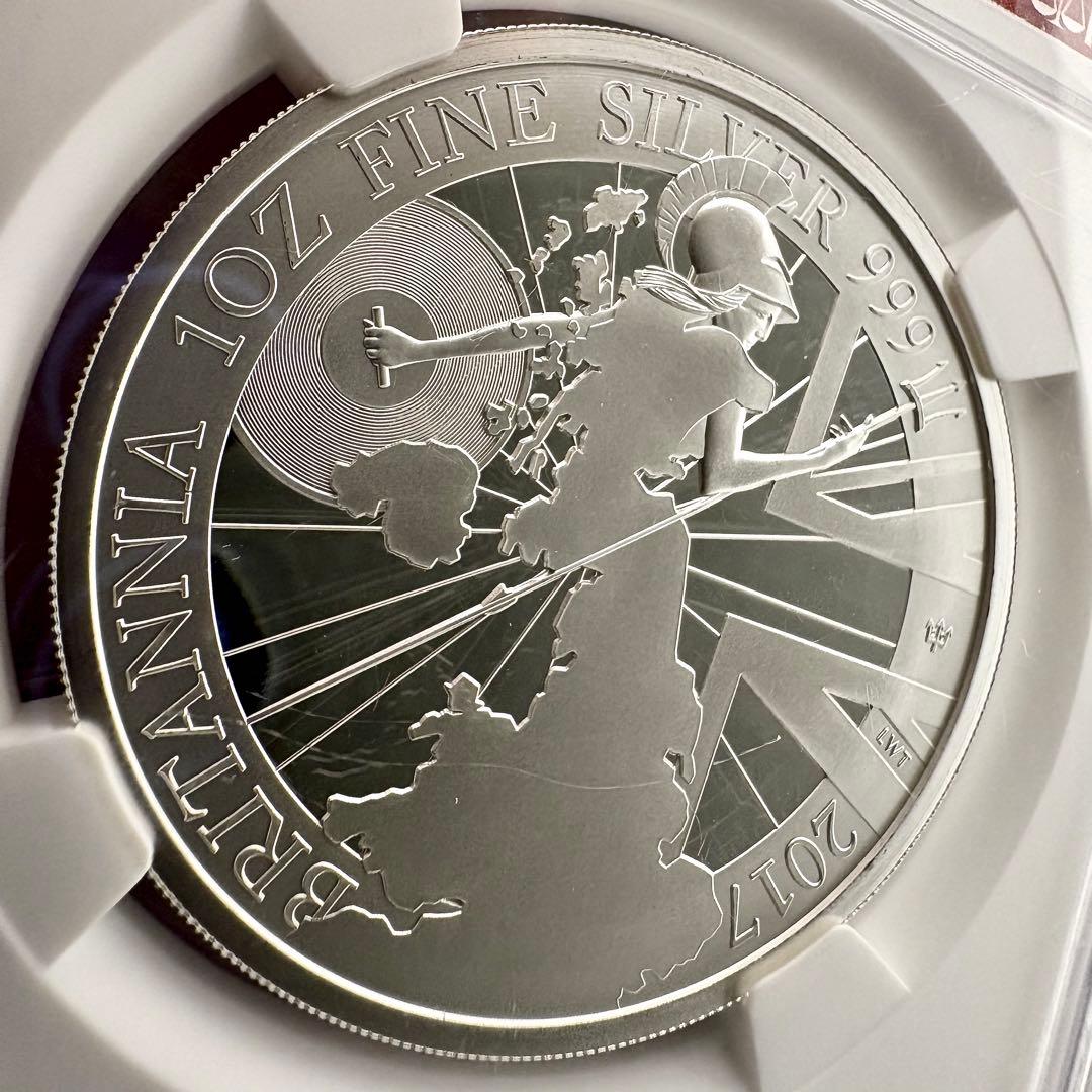 最高鑑定 2017 イギリス ブリタニア 20周年記念 2ポンド 1オンス 銀貨