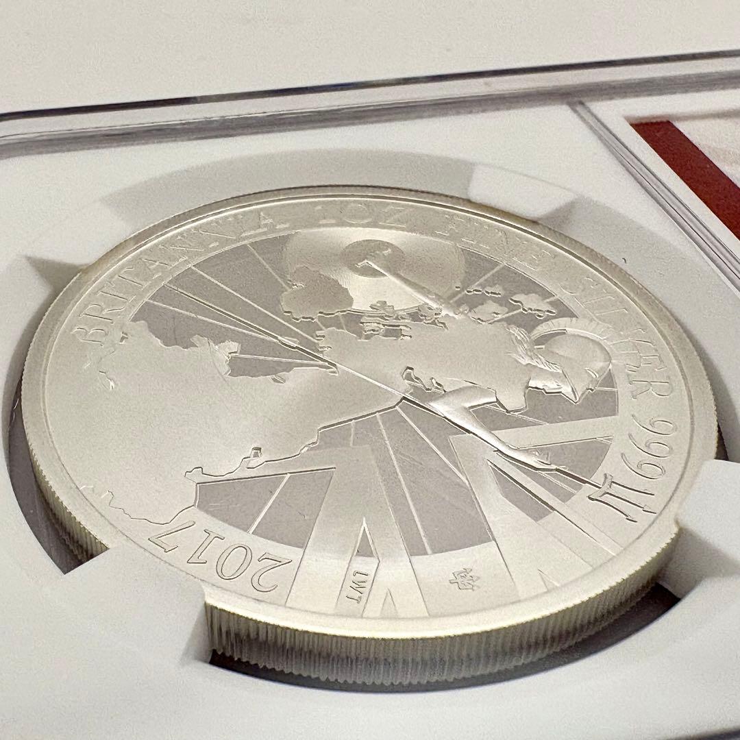 最高鑑定 2017 イギリス ブリタニア 20周年記念 2ポンド 1オンス 銀貨