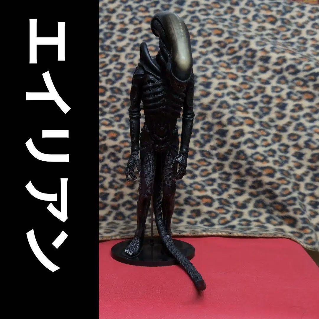 エイリアンフィギュア ブラック　３０cm
