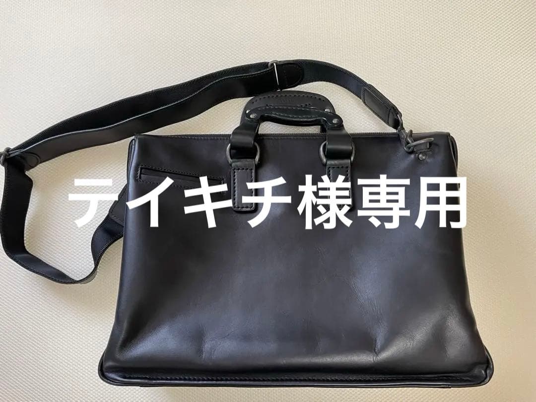 corbo コルボ　レザーバッグ　美品