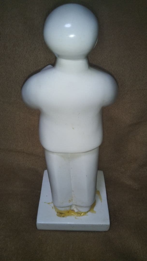 陶製「毛沢東(?)」喇叭(ラッパ)吹奏立像