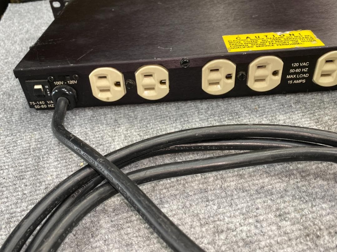 FURMAN AR-1215J 電源ディストリビューター