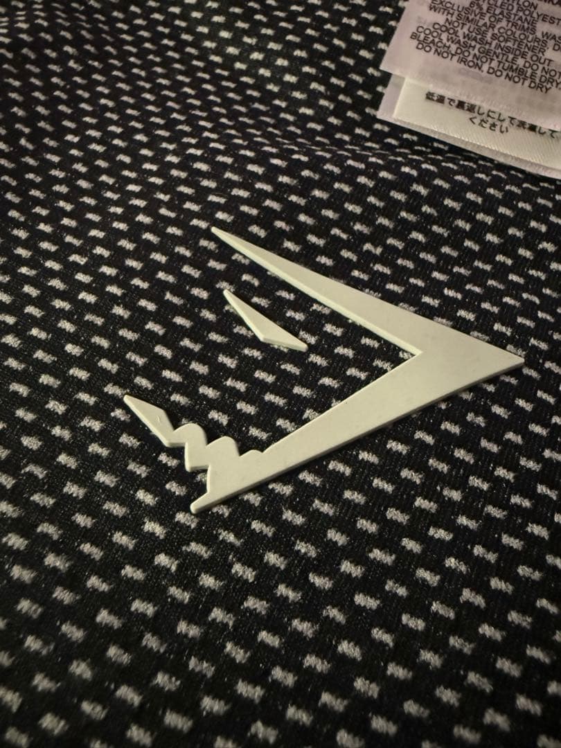  onyx 半袖　グレー