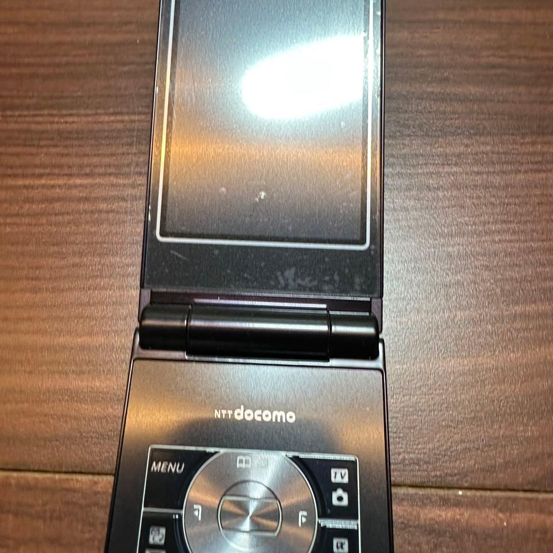 docomo N-01E フリップフォン 5551