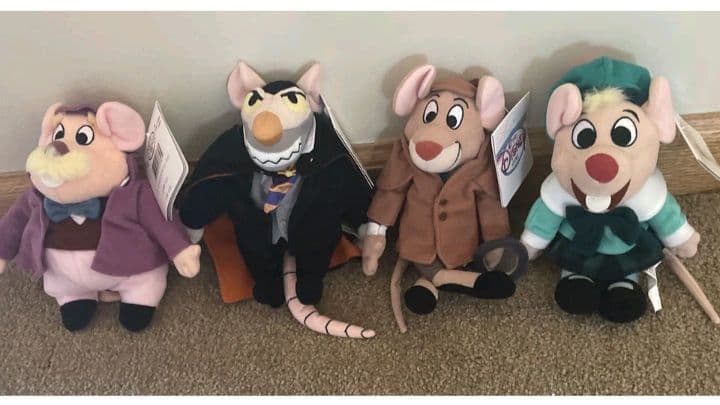 新品　ディズニー【オリビアちゃんの大冒険】ビーンバッグぬいぐるみ　４体セット　F