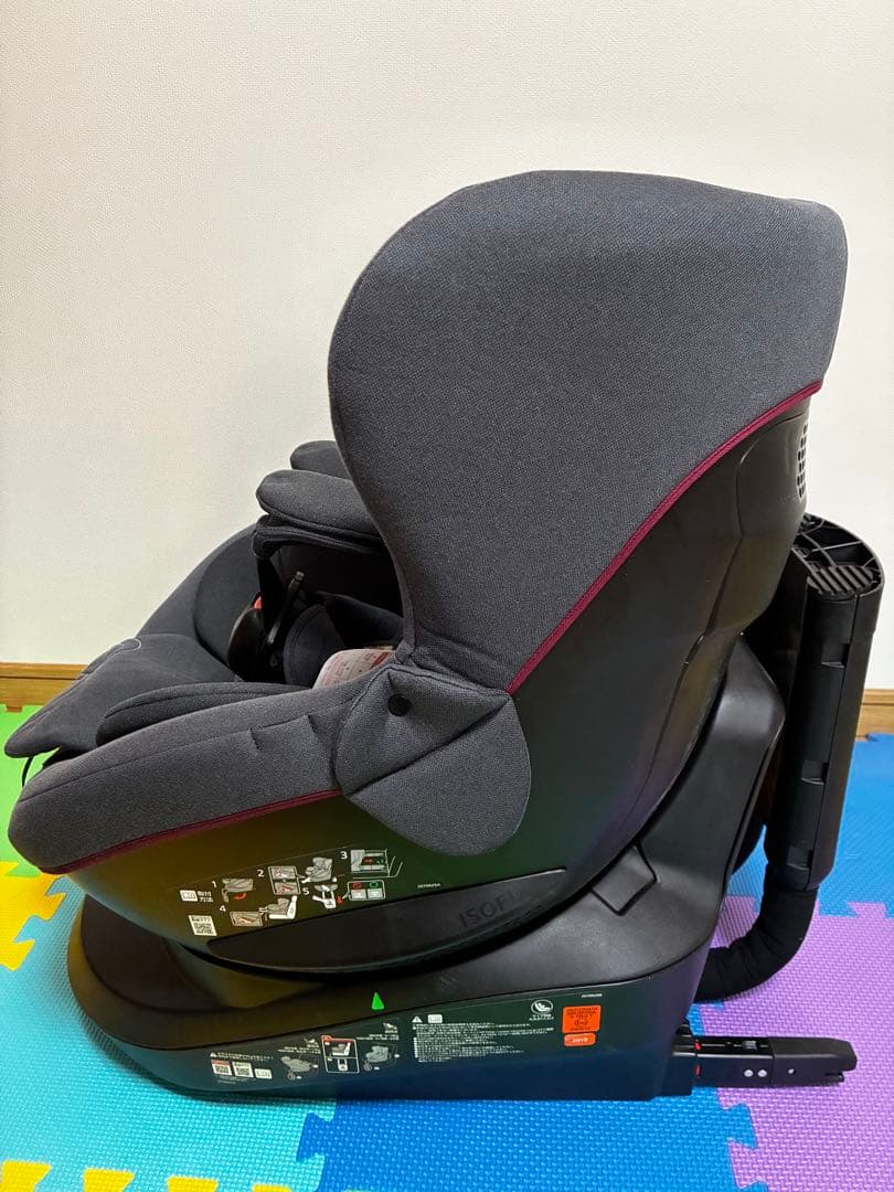 【かおりん】エールベベ　クルット5 oui チャイルドシート　新生児対応