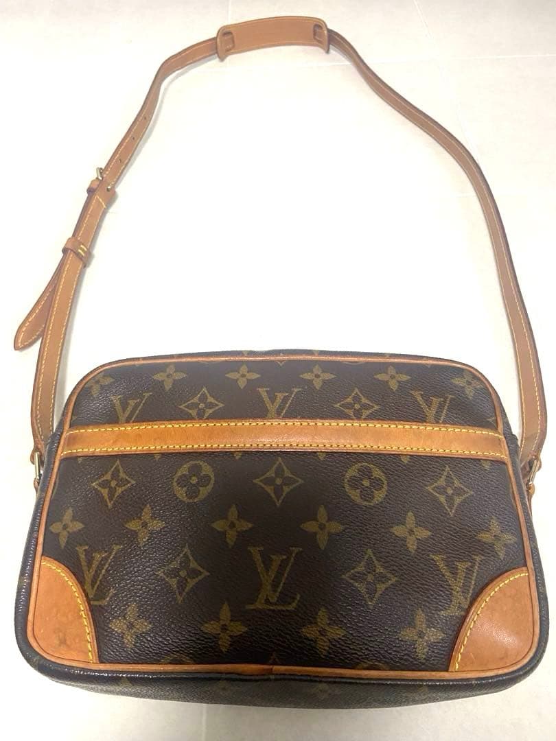 Louis Vuitton ショルダーバッグ トロカデロ24