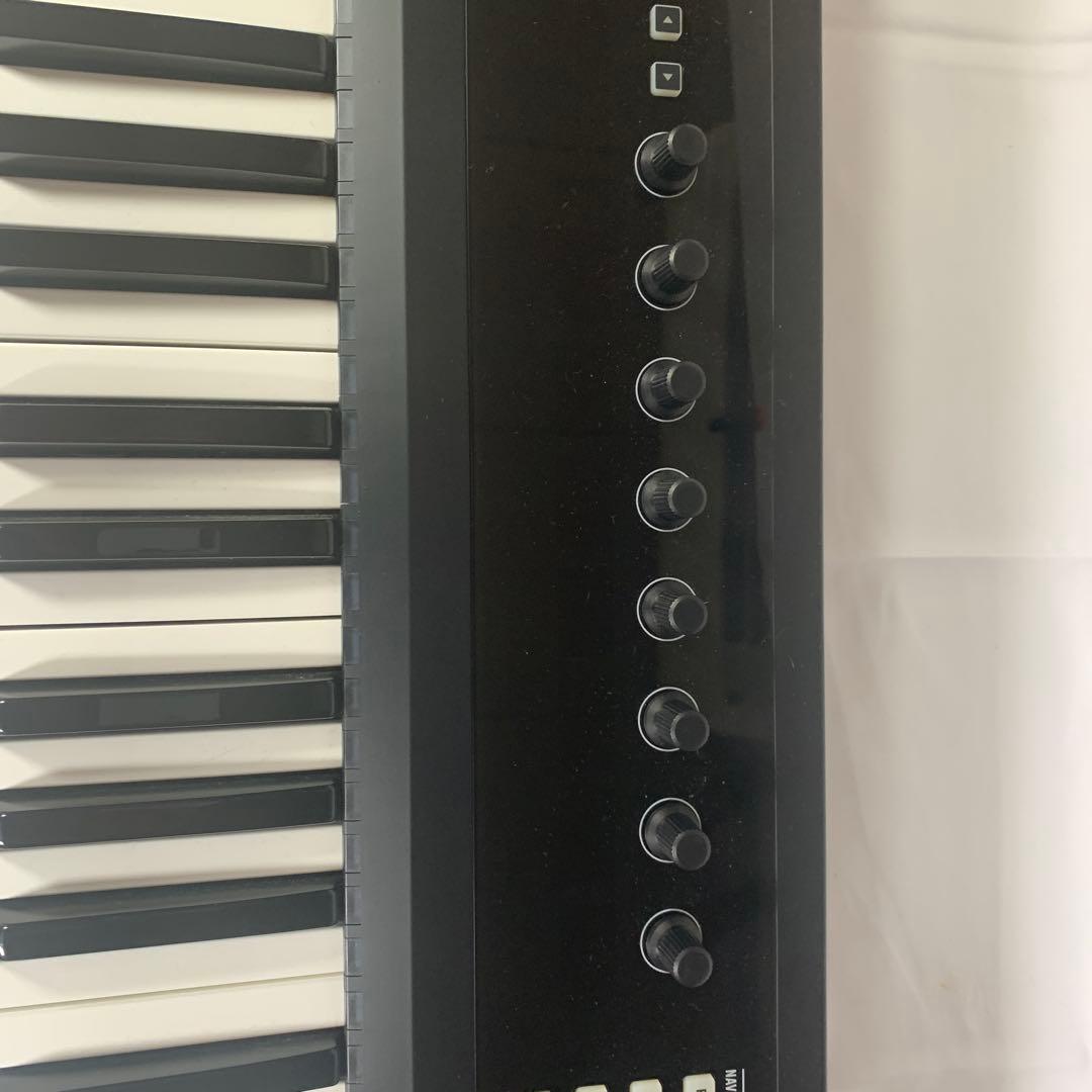 KOMPLETE KONTROL S61 MIDIキーボード MK1