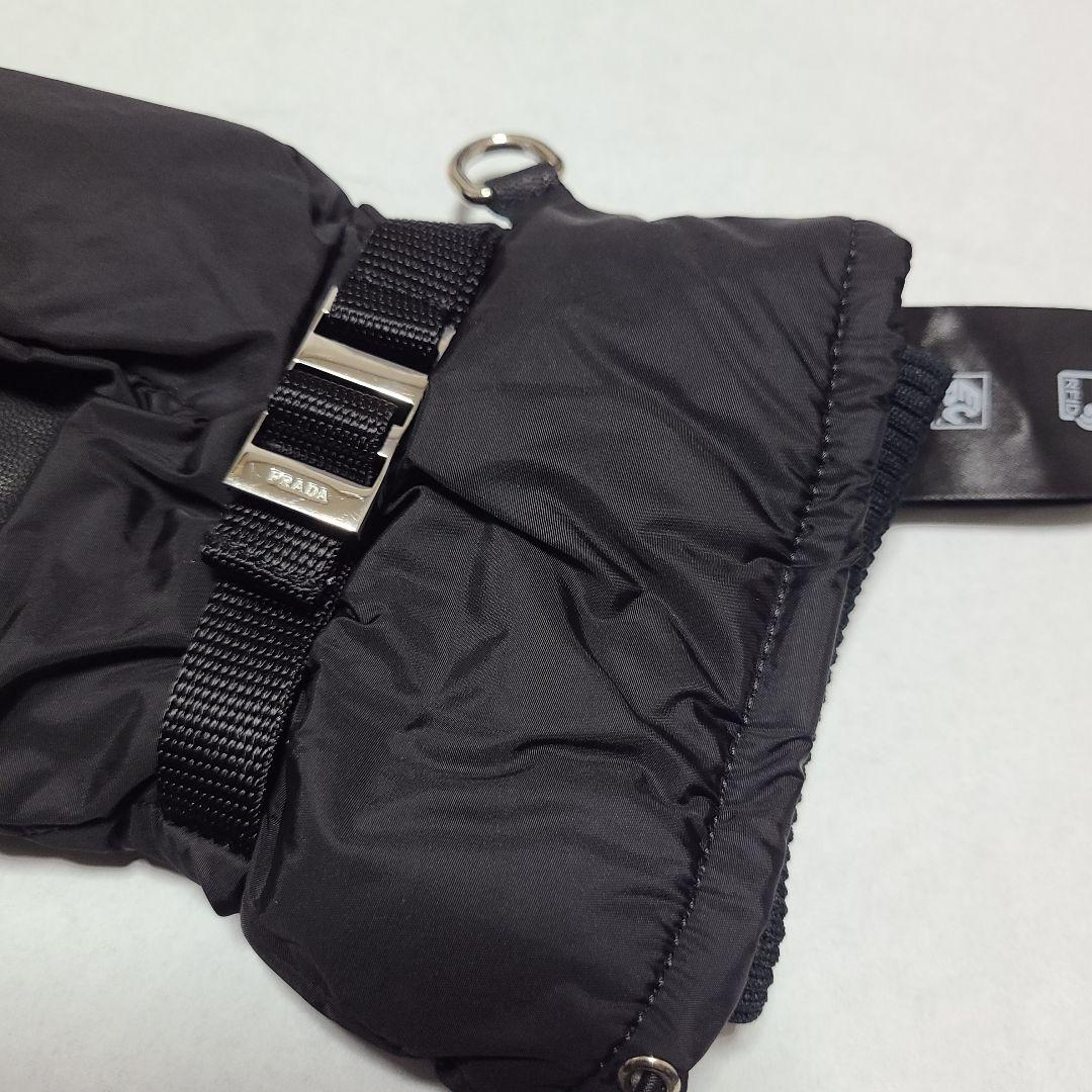 最終値下げ【PRADA】Re-Nylon グローブ