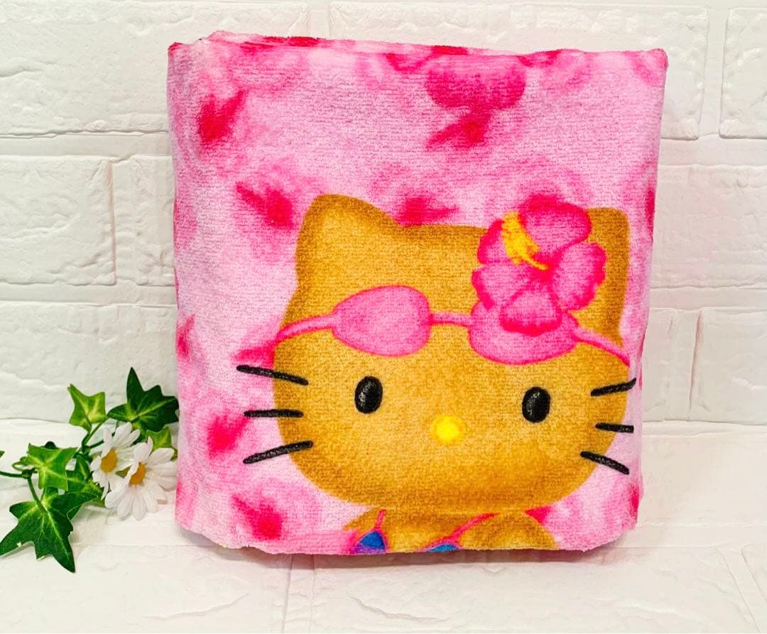 ☆レア☆ハローキティ 夏休み海シリーズ　ビーチ　日焼け水着バスタオル　2002