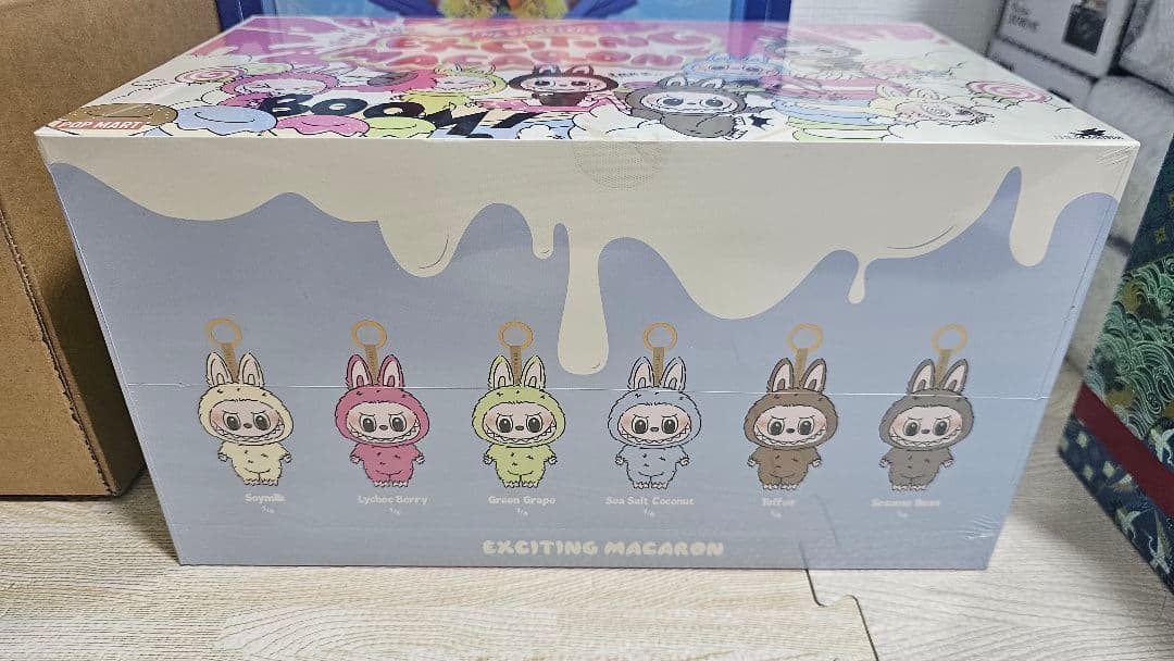 ポップマート ザ モンスターズ (ラブブ) エキサイティングマカロン ぬいぐるみ