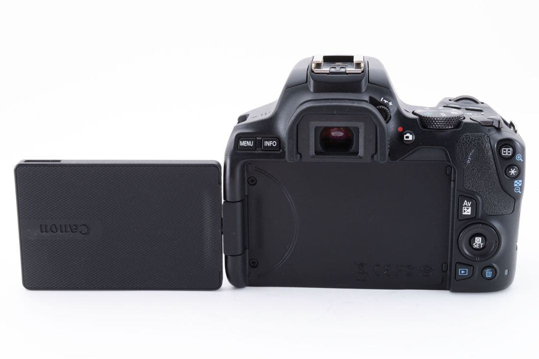 Canon EOS Kiss X10標準&望遠&単焦点トリプルレンズセット