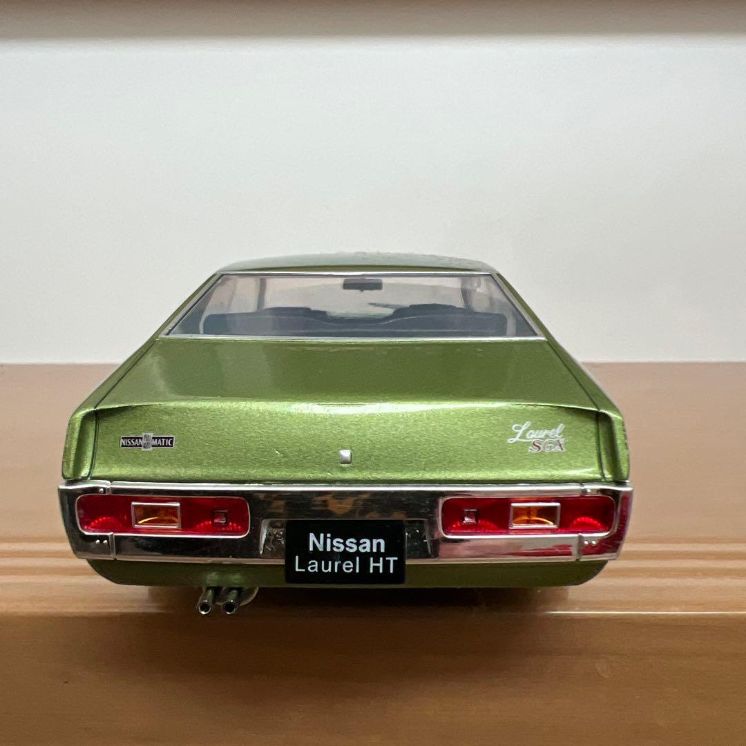 日産ローレル　１９７２年式　ブタケツ　１／２４